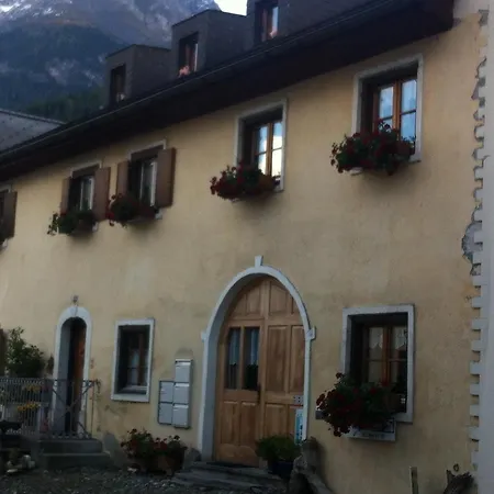 Chasa Brunold 3-zimmer-dachwohnung Apartment Scuol