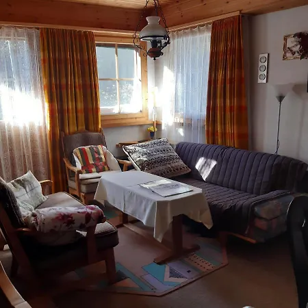 Chasa Brunold 3-zimmer-dachwohnung